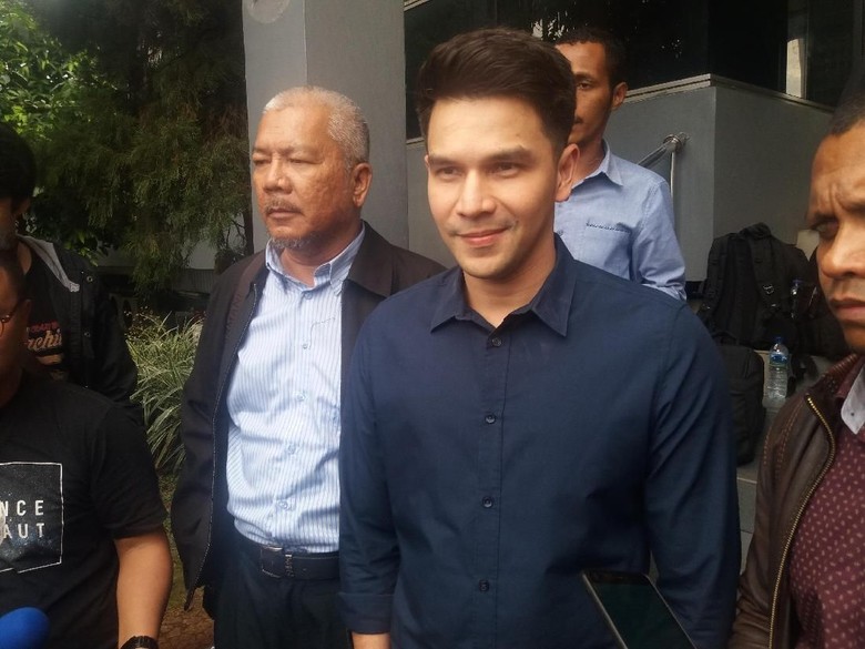 Kena Teror Pembunuhan, Istri Jonathan Frizzy Paranoid Kena Teror Pembunuhan, Istri Jonathan Frizzy Paranoid