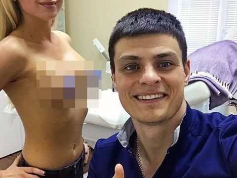 Ekaterina selfie menjelang operasi pengencangan payudara