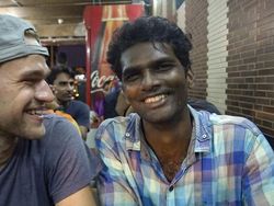 Kisah YouTuber Bule Tinggal di Pemukiman Kumuh Terbesar Asia