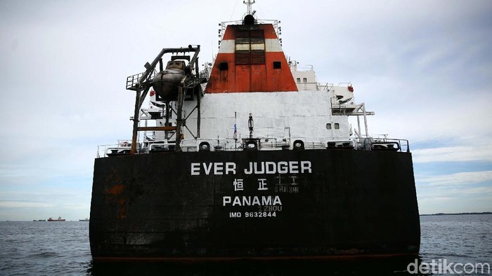 Kapal MV Ever Judger diduga menjadi penyebab patahnya pipa Pertamina di perairan Teluk Balikpapan, Kalimantan Timur. Ini dia kapal berbendera Panama itu.