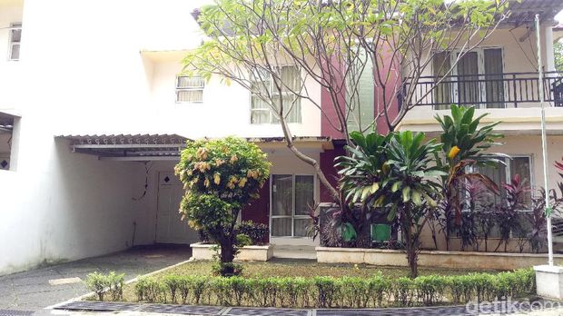 Rumah dinas anggota DPR / 