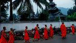 Foto: Ritual Membersihkan Diri di Thailand