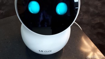 Si mungil Robot Cloi yang bisa dijadikan sebagai penjaga rumah. Dengan kamera pada tubuhnya, Cloi bisa memberitahukan kondisi rumah kepada tuannya saat ditinggal pergi. Foto: Josina/detikINET