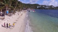 Dilaporkan bahwa setiap tahunnya, Boracay dikunjungi hingga 2 juta turis dari berbagai negara.  (Foto: Dok. Philippine STAR)