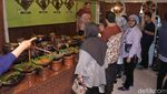 Begini Keseruan Angga Yanti dan 16 Temannya Ketika DiTraktir Detikcom