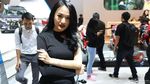 Jadi Usher Buat Modal Bisnis Jual Baju, Kenapa Tidak?