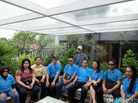 Thisable Enterprise bersama teman-teman difabel