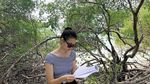 Foto: Yuki Kato dan Laguna Cantik Pulau Bair