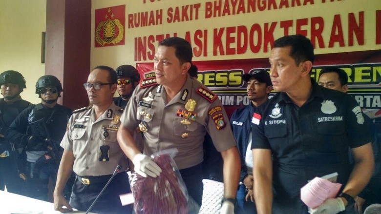 Polisi: Sopir Grab Otak Perampokan Penumpang Positif Narkoba Polisi: Sopir Grab Otak Perampokan Penumpang Positif Narkoba