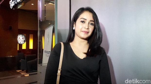 Rahandini, mantan istri Daus Mini.