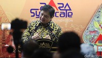 Program vokasi tersebut sudah dilakukan Kemenperin di beberapa wilayah seperti Jawa Timur, Jawa Tengah, Yogyakarta, Jawa Barat, Sumatera Utara, dan DKI Jakarta serta Banten. Total industri yang terlibat sebanyak 558 perusahaan dan 1.537 SMK. 