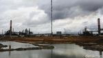 Pakai Kacamata Hitam, Jonan Cek Proyek Kilang Minyak di Balikpapan