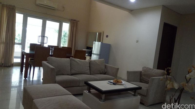 Rumah dinas anggota DPR Fraksi Golkar Ace Hasan