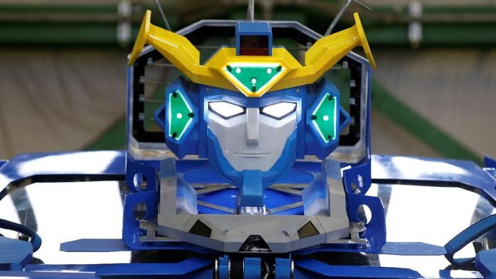 Keren, Mobil Robot seperti Transformers Ini Disapa J-deite Ride