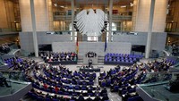 Presiden Asosiasi Yahudi Eropa, Rabi Margolin, meminta Josef Schuster mencabut anjurannya dengan alasan Yahudi - atau kelompok agama atau etnik lain - seharusnya tidak didorong untuk menanggalkan atribut keagamaan mereka. (Foto: Dok. REUTERS/Axel Schmidt)