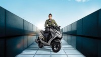Para produsen motor pun sudah menyiapkan produk skutik berbadan bongsor itu. Sebut saja Honda dengan PCX sementara Yamaha dengan NMAX. Sekarang giliran Suzuki yang resmi memperkenalkannya. Foto: dok. SuzukiMotorcycleindia