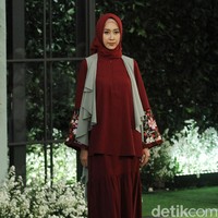 Koleksi Lebaran 2018 dari label hijab Mandjha Ivan Gunawan yang dipamerkan dalam fashion show di Suasana Restaurant, Aston Kuningan, Rabu, [25/4/2018]. [Foto: Mohammad Abduh/Wolipop]
