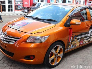 Wih, Mejeng di IIMS Mobil Muka Dua Ditawar Rp 600 Juta!