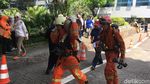 Foto: Kesigapan Pegawai Balai Kota saat Ada Simulasi Kebakaran