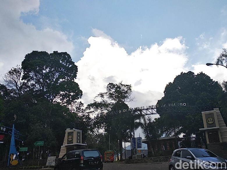 Ini Alasan Calon Rektor Unpad Gugat Perdata 2 Menteri Ini Alasan Calon Rektor Unpad Gugat Perdata 2 Menteri