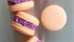 Wouw, Cantiknya! Macaron Ini Dihiasi Bunga-bunga Mungil dari Buttercream