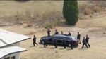 Saat Bodyguard Korut Berlari-lari Mengawal Kendaraan Kim Jong-Un