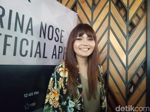 5 Fakta Rina Nose, dari Kisah Cinta hingga Alasan Lepas Hijab