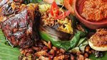 Sedap Mantap! Nasi Bakar dengan Lauk Komplet Pilihan Netizen