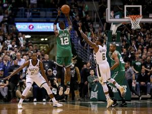 Kalahkan Celtics, Bucks Paksakan Gim Penentuan