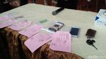 Mobil Perampok Penumpang Grab yang Penuh Lubang Diberondong Polisi