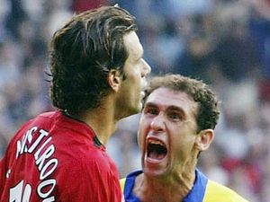 Ljungberg Heran sama Keown, Ngapain Minta Maaf ke Van Nistelrooy?