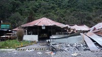 Kemudian pada tanggal 31 Maret satuan pengaman TNI masuk melakukan penindakan dan pada tangal 1 April terjadi penembakan yang menggugurkan satu anggota TNI hingga akhirnya bisa dikuasai pada 21 April 2018. Ardan Adhi Candra.