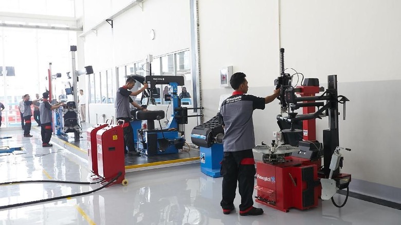 Bridgestone Bangun Bengkel One Stop Service Bridgestone Bangun Bengkel One Stop Service