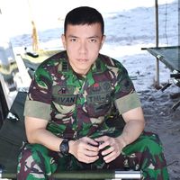 Foto: Olahraganya Dokter Ivan, TNI Ganteng Berperut Sixpack Yang Viral ...