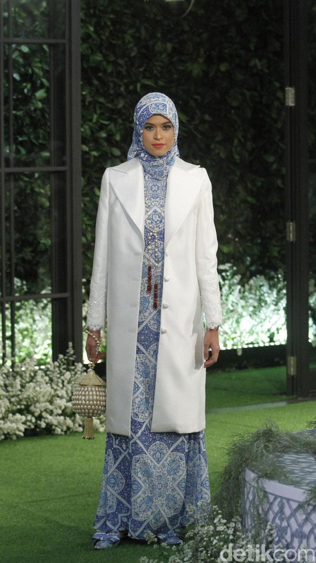 Koleksi Lebaran 2018 dari label hijab Mandjha Ivan Gunawan yang dipamerkan dalam fashion show di Suasana Restaurant, Aston Kuningan, Rabu, [25/4/2018]. [Foto: Mohammad Abduh/Wolipop]