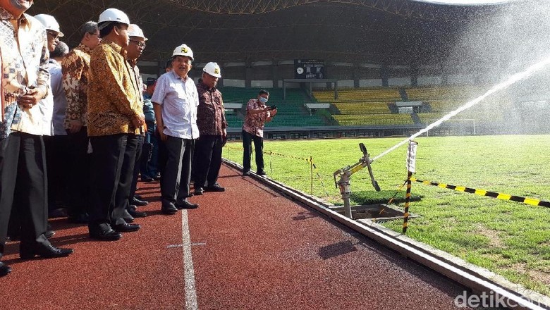 Wapres JK Tinjau Venue Asian Games di Bekasi Wapres JK Tinjau Venue Asian Games di Bekasi