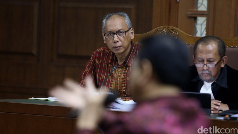 Bimanesh: Kecelakaan Novanto Rekayasa, Lukanya Aneh Bimanesh: Kecelakaan Novanto Rekayasa, Lukanya Aneh