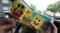 Siapa yang tak mau makan es krim Sponge Bob yang lucu dan menggemaskan? Tapi kalau es krimnya jadi begini kok malah serem ya.Foto: Istimewa
