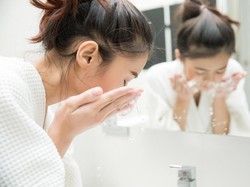 8 Sabun Cuci Muka yang Bagus untuk Kulit Kusam dan Berminyak