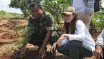 Berdayakan Perempuan Tani HKTI dengan Tanam Bibit Pohon