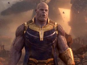 Heboh Avengers: Infinity War, Baju Koko Thanos Pun Ramai Dijual