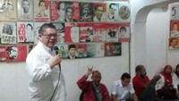 Ketua Umum Seknas Jokowi, Muhammad Yamin berpesan kepada seluruh relawan Jokowi dan berkewajiban untuk melawan hoax yang bertebaran di media massa dan media sosial lainnya. Foto: dok. Seknas Jokowi