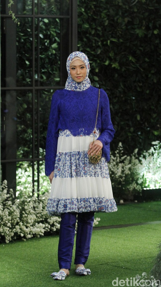 Koleksi Lebaran 2018 dari label hijab Mandjha Ivan Gunawan yang dipamerkan dalam fashion show di Suasana Restaurant, Aston Kuningan, Rabu, [25/4/2018]. [Foto: Mohammad Abduh/Wolipop]