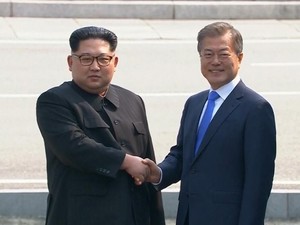 Emosi Kim Jong-Un Saat Menginjakkan Kaki di Korsel