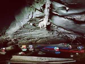 Foto: Gua Tanpa Cahaya & Kolam Keramat