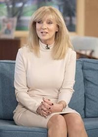 Sedihnya Julia Diselingkuhi Suami dengan Daun Muda, Ternyata Teman Anaknya