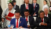 Dalam pertemuan KTT kali ini, Jokowi turut didampingi oleh Menko Polhukam Wiranto, Menteri Luar Negeri Retno Marsudi dan sejumlah menteri lainnya. (Foto: Dok. Setpres)