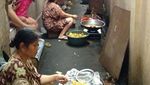 MCK Maut Tempat Tabung Gas Meledak Dipasang Garis Polisi