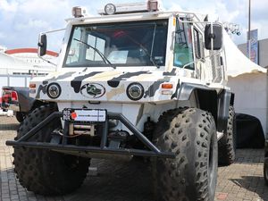 Bukan Orang RI, Mobil Amfibi dari Rusia Ini Milik Orang Arab