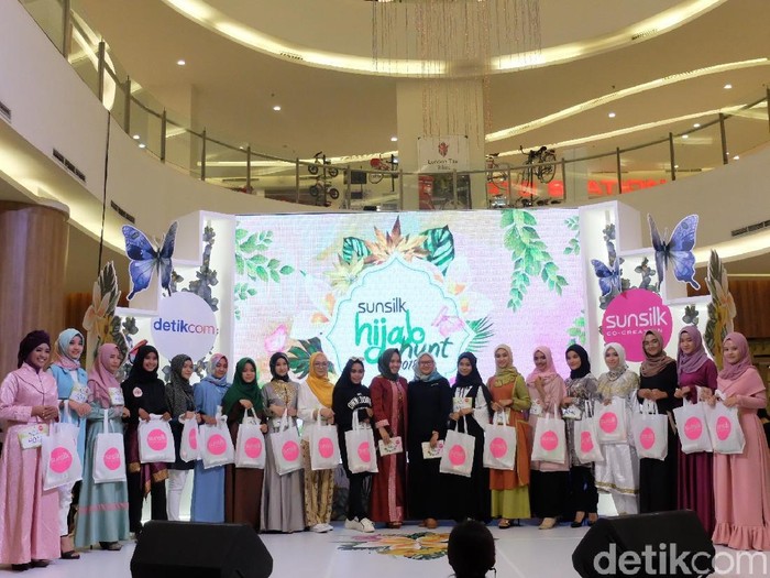 Peserta Sunsilk Hijab Hunt 2018 Palembang yang lolos ke tahap 2. Foto: Anggi Mayasari/Wolipop Peserta Sunsilk Hijab Hunt 2018 Palembang yang lolos ke tahap 2. Foto: Anggi Mayasari/Wolipop